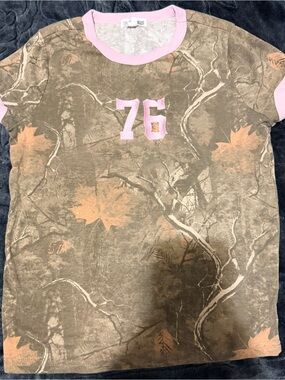 Short Sleeve Camo Leaf Tee with Pink Trim and 76 Graphic
